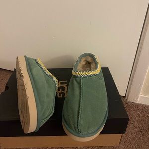 100% Authentic Brand New in Box UGG Men Tasman Slippers